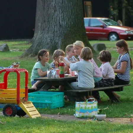 Beekenhof アパート Bommelsen